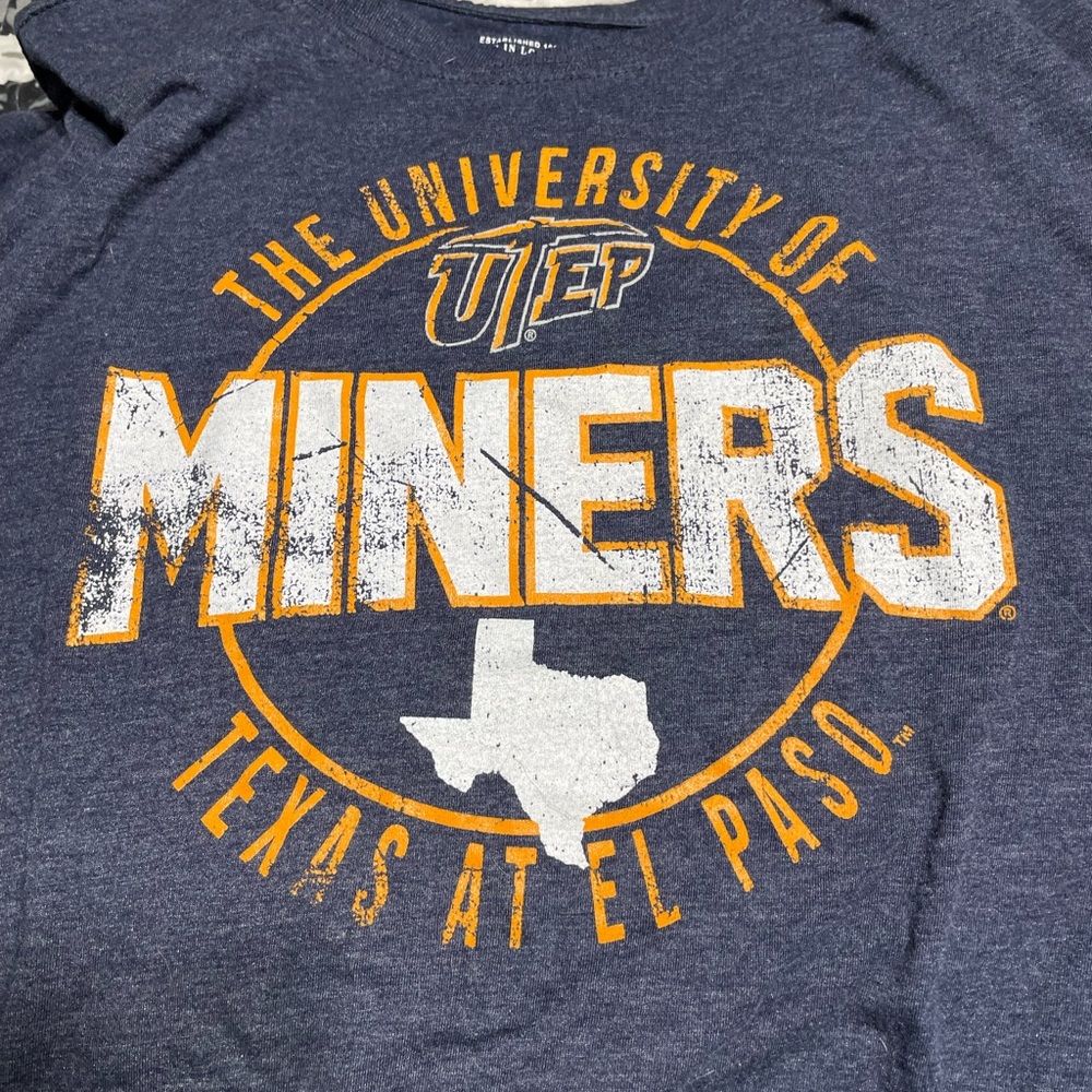 New unused Texas Miners XL heather navy blue tee